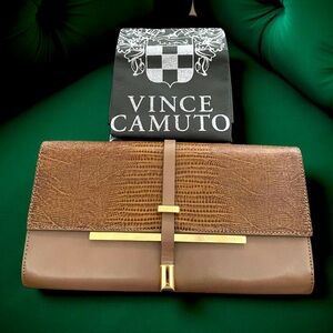 Vince Camuto Leila clutch purse stone tan leather alligator print gold hardware